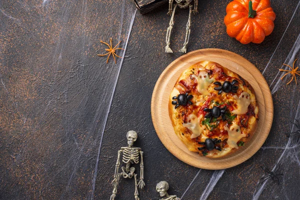 Halloween scary pizza decorated ghosts — Stock Photo, Image