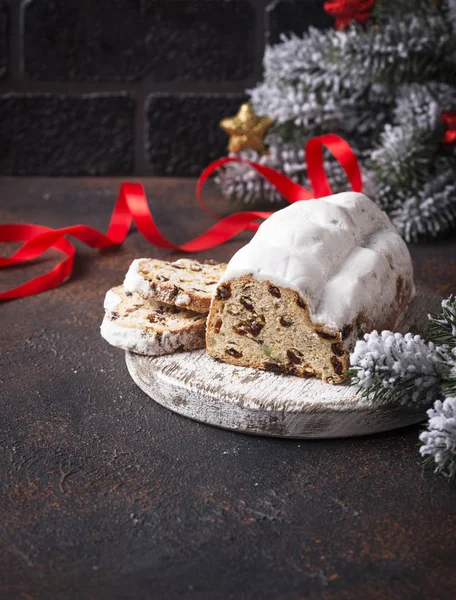 Traditional German Christmas cake stollen — Stock Photo, Image