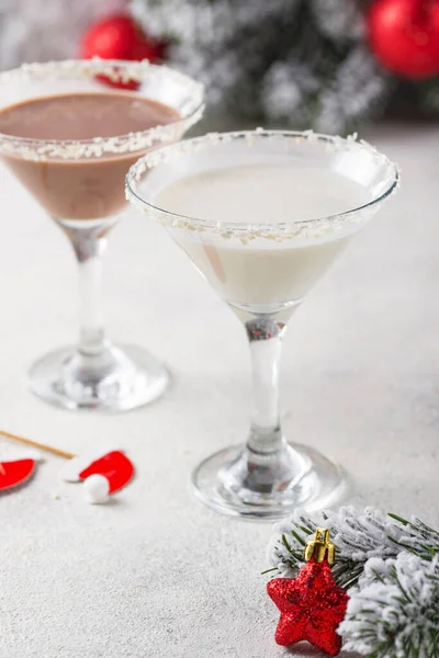 Chocolate de Natal floco de neve martini cocktail — Fotografia de Stock