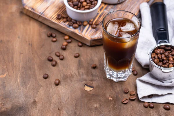 Espresso tonic, trendy coffee drink — Stock Photo, Image