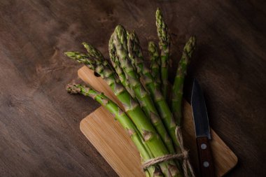 Taze taze taze taze kuşkonmaz.