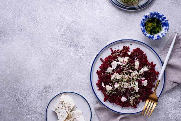 Salada de saúde com beterraba e feta — Fotografia de Stock