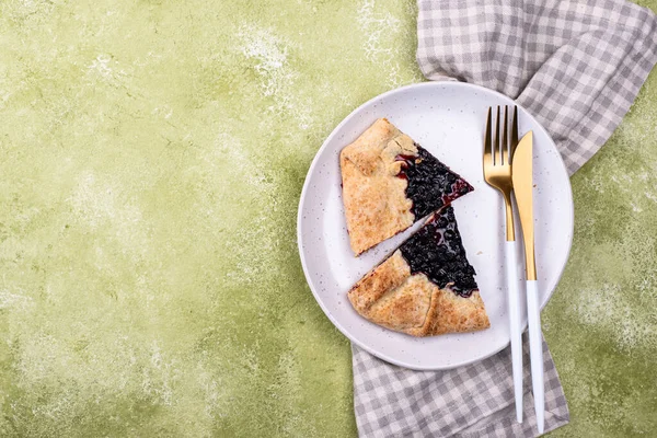 Sweet homemade galette pie with blueberry — Stock Photo, Image