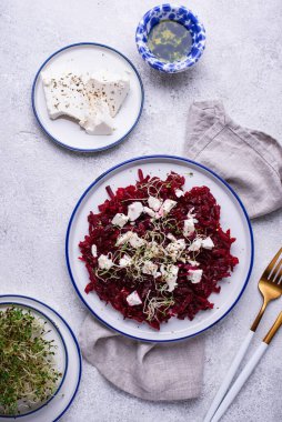 Pancar ve beyaz pancar salatası.