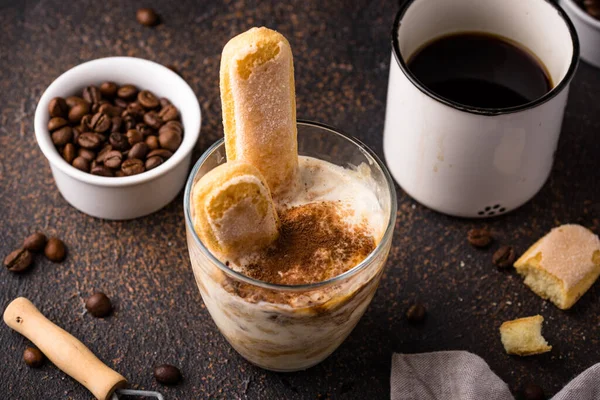 Gelado Tiramisu. Sobremesa italiana — Fotografia de Stock