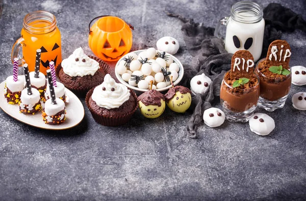 Assortment of Halloween treat for party — Stock Photo, Image