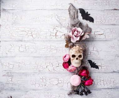 Kafatası ile Cadılar Bayramı yaratıcı dekor