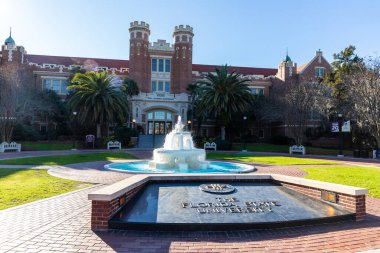 Tallahassee, FL / USA: Florida Eyalet Üniversitesi kampüsündeki Westcott İnşaat ve Çeşmesi