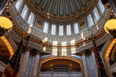 Jackson, MS / USA - 22 Temmuz 2019: Mississippi Eyalet Meclis Binası Rotunda