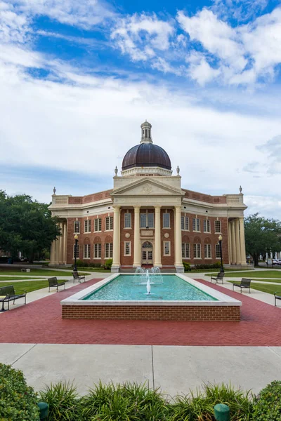 Hattiesburg Usa Septiembre 2020 Edificio Administración Icónica Universidad Del Sur — Foto de Stock