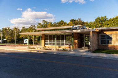 Lawrence, Kansas, ABD - 1 Ekim 2020 Lawrence Kansas Amtrak İstasyonu