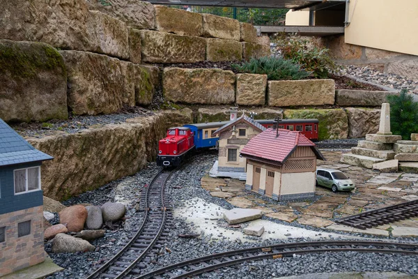 铁路及周围环境微型模型 — 图库照片