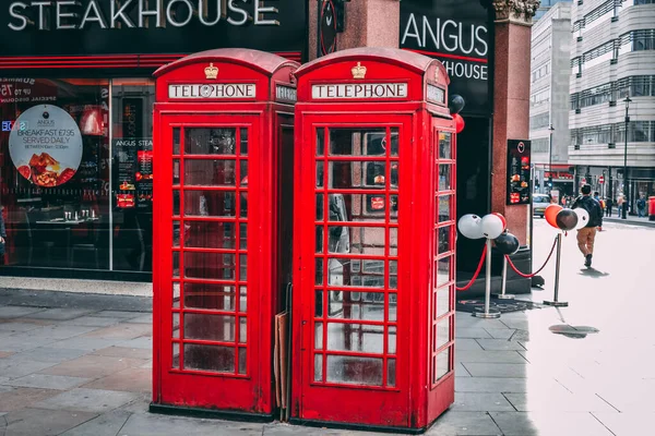 Vue Famous London Red Poteaux Téléphoniques Près Vieux Bâtiments Rue — Photo