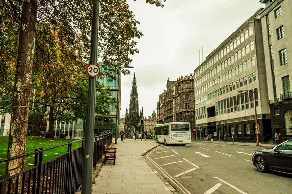 Вид Исторические Здания Улице Эдинбурге Шотландия Великобритания — стоковое фото