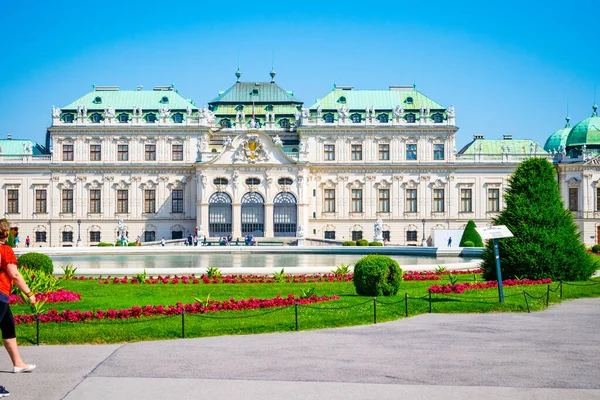 Kilátás Történelmi Épületre Belvedere Múzeum Bécs Napsütéses Napon Ausztria — Stock Fotó