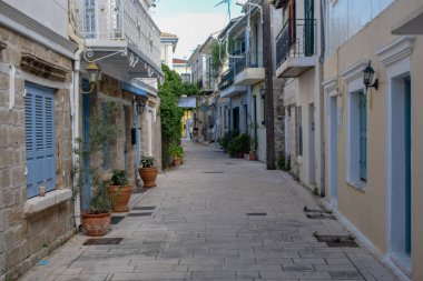 Lefkas dar sokaklar. Harika bir yaz günü holida için en iyi yer.