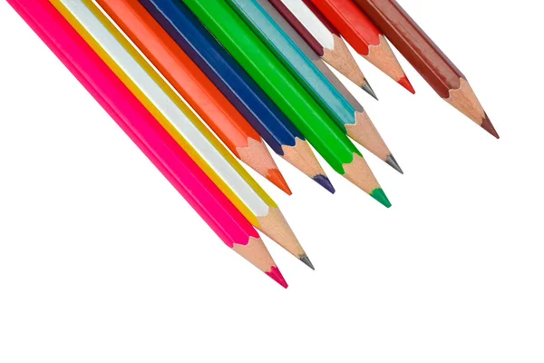 独立した紙の背景の上に置かれた9つの異なる色の木の鉛筆のクレヨン — ストック写真