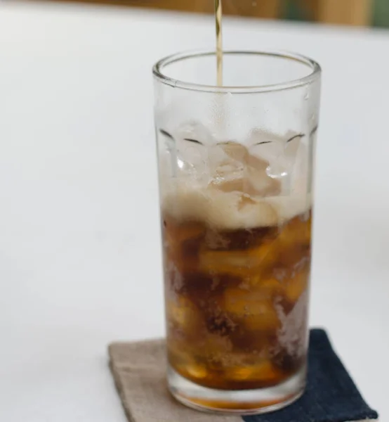 Cold Soda Iced Drink Glasses — Stock Photo, Image