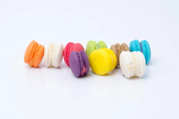 Colorido Mini Macaron Sobre Fondo Blanco —  Fotos de Stock