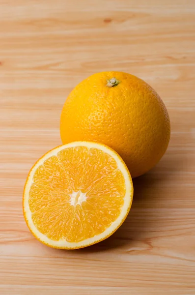 Orange Frukt Vit Bakgrund — Stockfoto