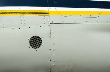 Jet uçağı pencere inşaatı