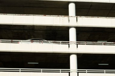 Park Güvertesi mimarisi beton bina