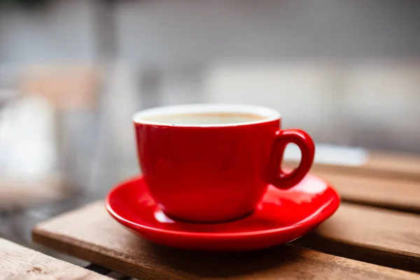 Heißer Kaffee Mit Latte Art Einer Weißen Tasse Mit Untertassen — Stockfoto