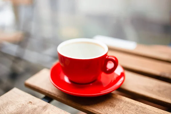 Heißer Kaffee Mit Latte Art Einer Weißen Tasse Mit Untertassen — Stockfoto