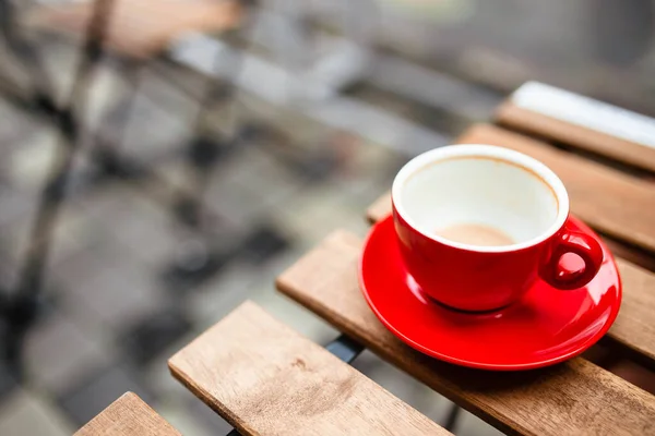 Heißer Kaffee Mit Latte Art Einer Weißen Tasse Mit Untertassen — Stockfoto