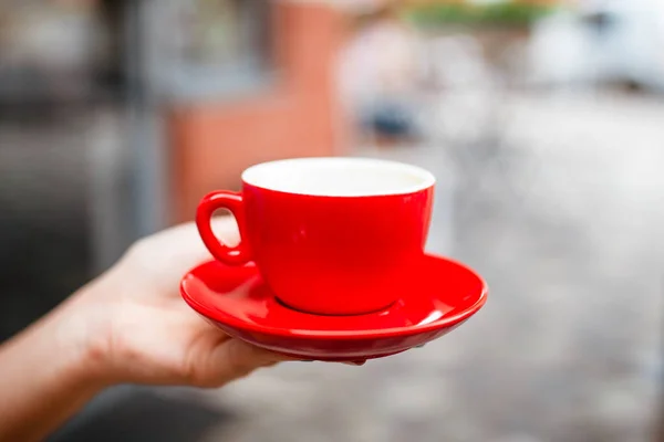 Heißer Kaffee Mit Latte Art Einer Weißen Tasse Mit Untertassen — Stockfoto