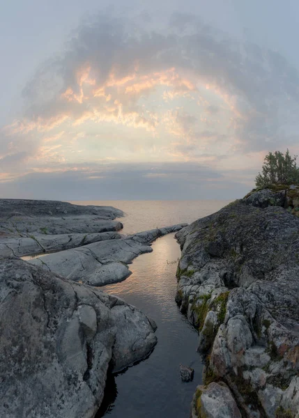Serata Nuvolosa Sul Lago Ladoga Carelia — Foto Stock
