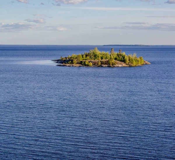 Ilha Desabitada Lago Ladoga Carélia Rússia — Fotografia de Stock