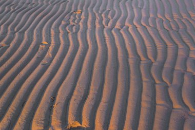 kum, minimalist doku üzerinde desen