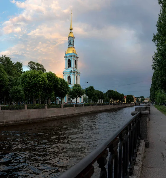 Дзвіниця Собору Святого Миколая Санкт Петербурзі Росія — стокове фото