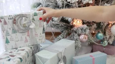 Birçok yeni yıl ve Noel hediyeleri