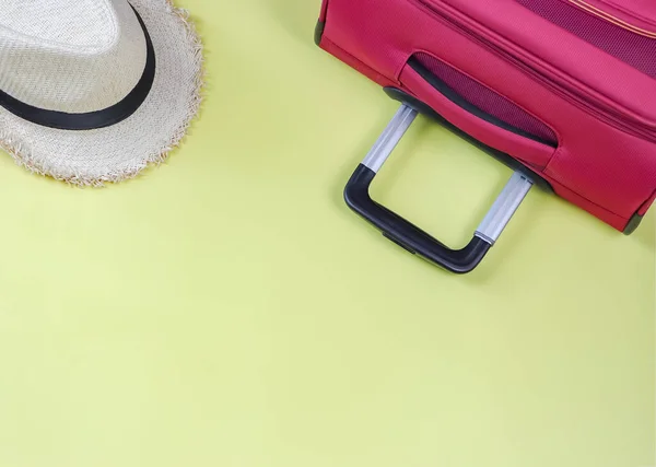 Travel Concept Top View Travel Accessories Pink Suitcase Handle Hat — Stock Photo, Image