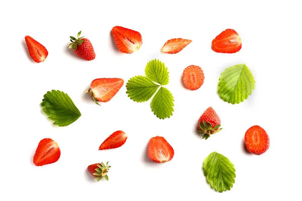 Erdbeeren Isoliert Über Weißem Hintergrund — Stockfoto