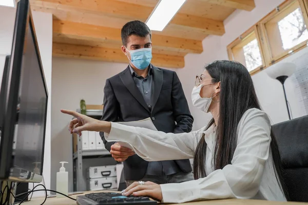 Business Workers Working Small Company Computers Small Company Working Doing — Stock Photo, Image