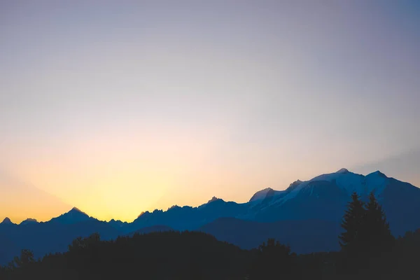 Bunte Sonnenuntergänge Mit Blick Auf Den Mont Blanc Gletscher Beliebte — Stockfoto