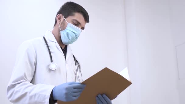 Coronavírus Obrigado Médicos Enfermeiros Que Trabalham Nos Hospitais Lutam Contra — Vídeo de Stock