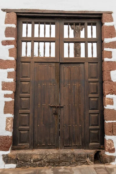 Lanzarote 'deki Teguise kasabasının eski kapısı, Kanarya Adaları, Lanzarote, İspanya