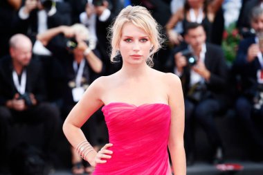 Lottie Moss, 29 Ağustos 2018 'de Venedik, İtalya' da düzenlenen 75. Venedik Film Festivali 'nde 