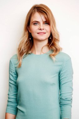 Juli Jakab, 3 Eylül 2018 'de Venedik, İtalya' da düzenlenen 75. Venedik Film Festivali sırasında 