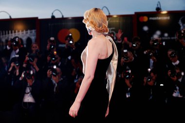 Cate Blanchett, 1 Eylül 2018 'de Venedik, İtalya' da düzenlenen 75. Venedik Film Festivali sırasında 