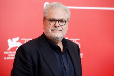 VENICE, İtalya - 7 Eylül 2018 'de Venedik, İtalya' da düzenlenen 75. Venedik Film Festivali sırasında Roberto Ando 'Una Storia Senza Nome' adlı filmin fotoğraf çağrısına katıldı.. 