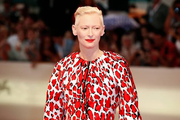 Venice Italien September Tilda Swinton Går Den Röda Mattan Filmen — Stockfoto