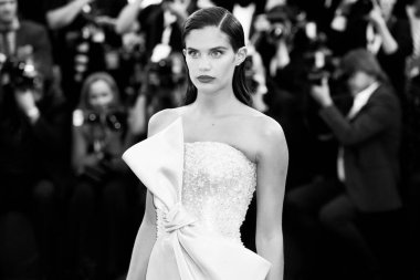 Sara Sampaio, 29 Ağustos 2018 'de Venedik, İtalya' da düzenlenen 75. Venedik Film Festivali 'nde 