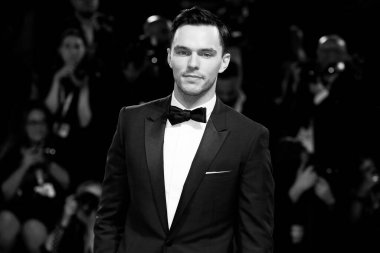 30 Ağustos 2018 'de Venice, İtalya' da düzenlenen 75. Venedik Film Festivali sırasında Nicholas Hoult 