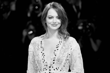 Emma Stone, 30 Ağustos 2018 'de Venedik Film Festivali sırasında İtalya' nın Venedik kentinde 