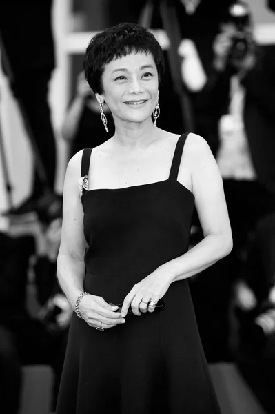 2018年9月8日 第75届威尼斯电影节在意大利威尼斯举行 席尔维娅 张走上了颁奖典礼的红地毯 — 图库照片
